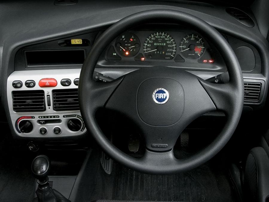  Fiat Siena 2005 года  (ZA) (фото 5 из 5)